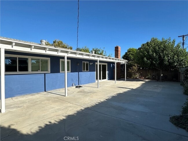 Building Photo - 7827 Maynard Ave