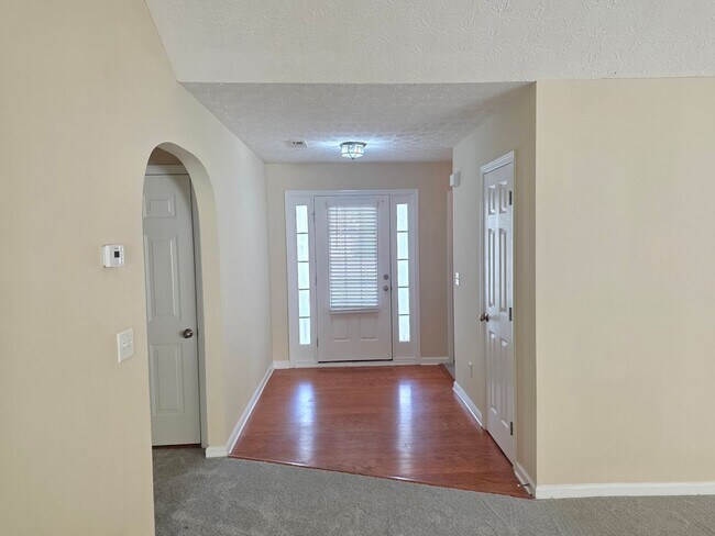 Building Photo - Nice 3 bed 2 bath Ranch located in Dallas