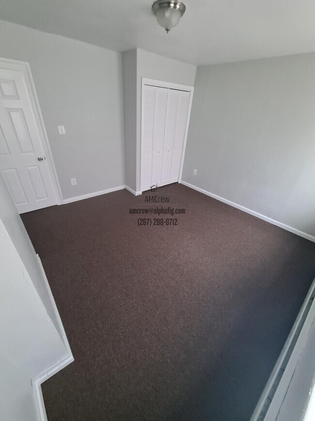 Building Photo - 403 E Ashmead St