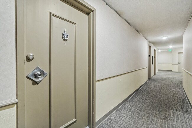 Building Photo - 4800 Hale Pky