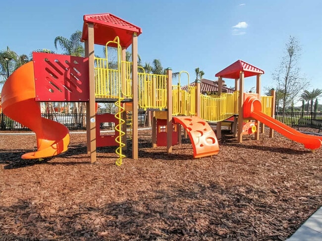 Building Photo - 4140 Oak Tree Dr