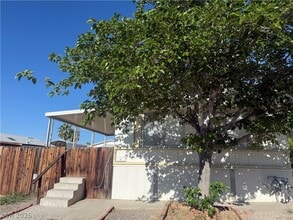 Building Photo - 1312 Monterey Dr