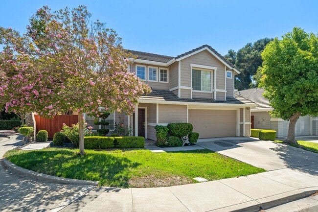 Building Photo - 3916 Promenade Way
