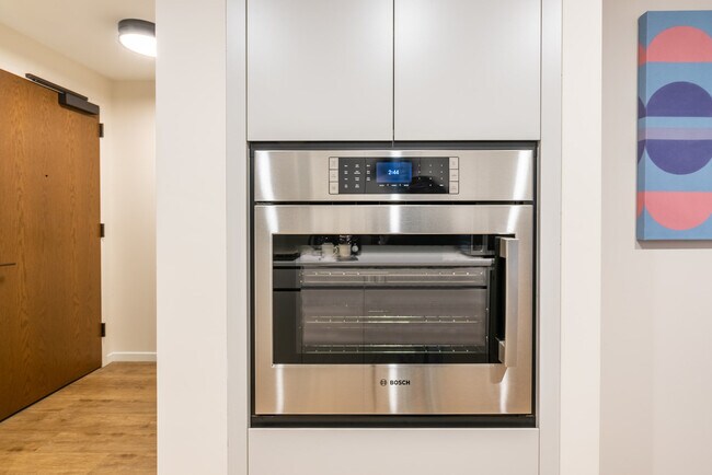 Building Photo - 131 Seaport Blvd