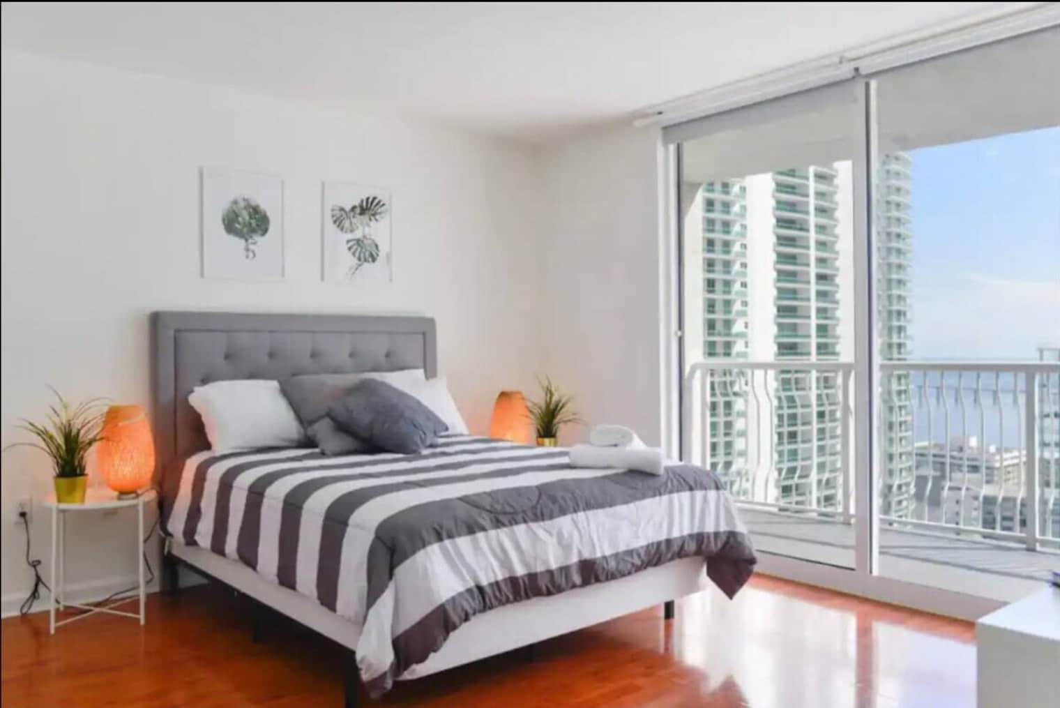 Building Photo - 1101 Brickell Ave