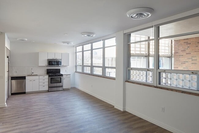 Floorplan - Interstate Flats