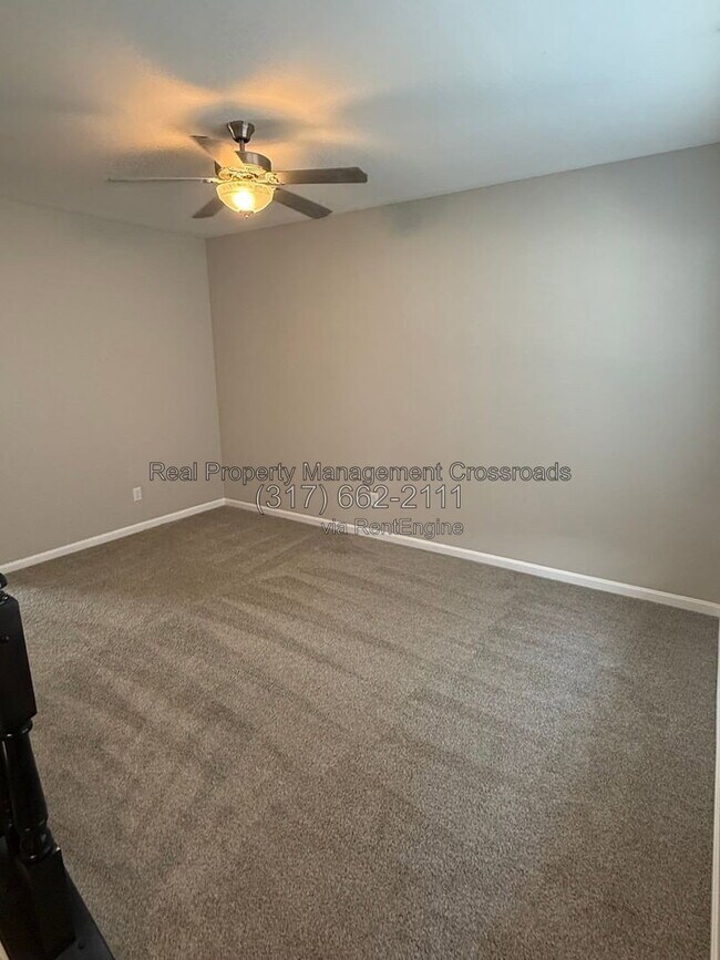 Building Photo - 5509 W Woodhaven Dr