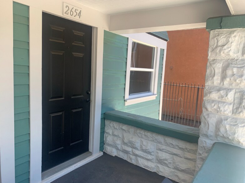 Building Photo - 2650 S La Salle Ave