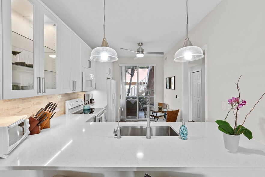 Building Photo - 1625 Windy Pines Dr