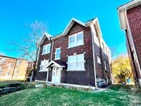 Building Photo - 2112 Maury Ave