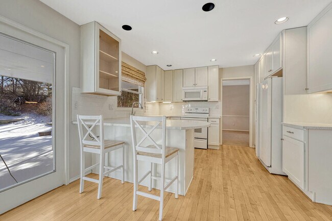 Building Photo - 7398 S Hudson Way