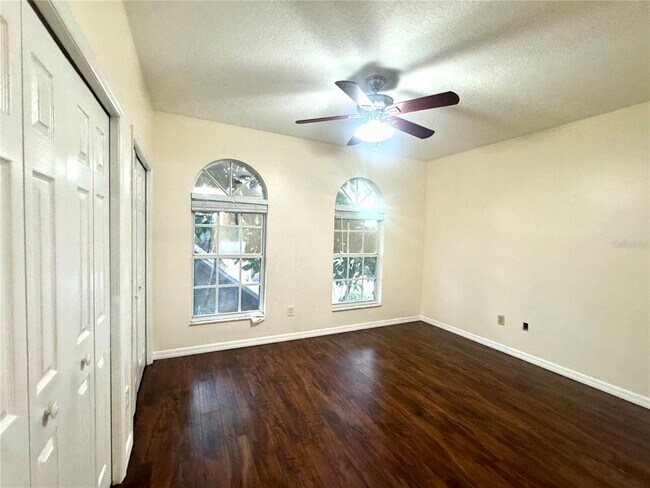 Building Photo - 2800 Countryside Blvd