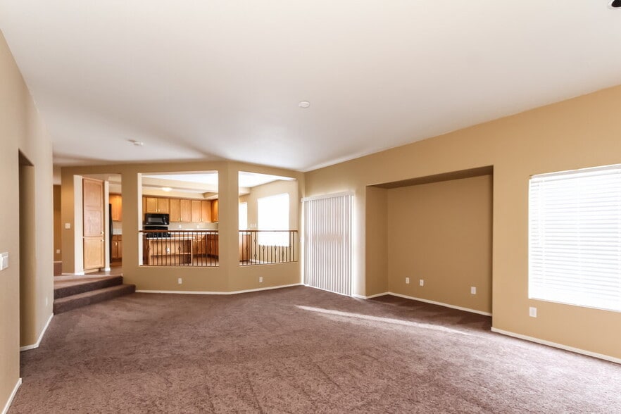 Building Photo - 5136 Marsh Butte St