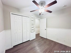Building Photo - 10806 Lazy Oaks Dr