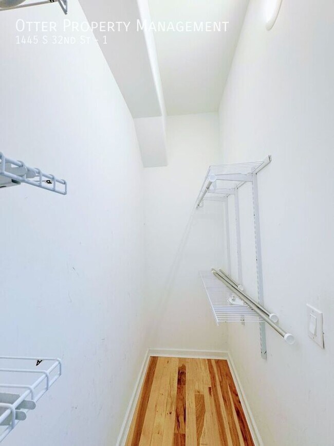 Building Photo - 1445 S 32nd St