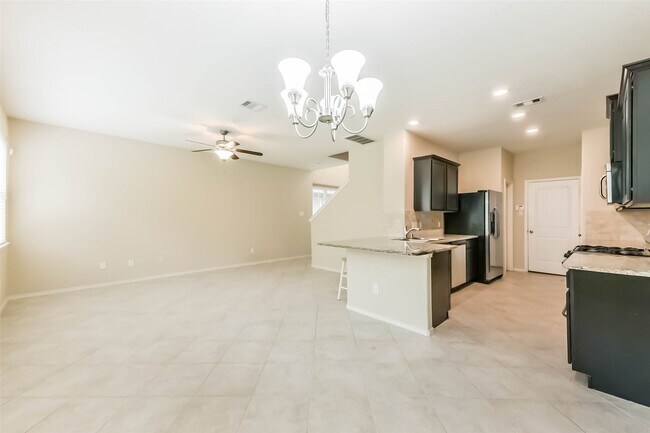 Building Photo - 16155 Beachside Pl