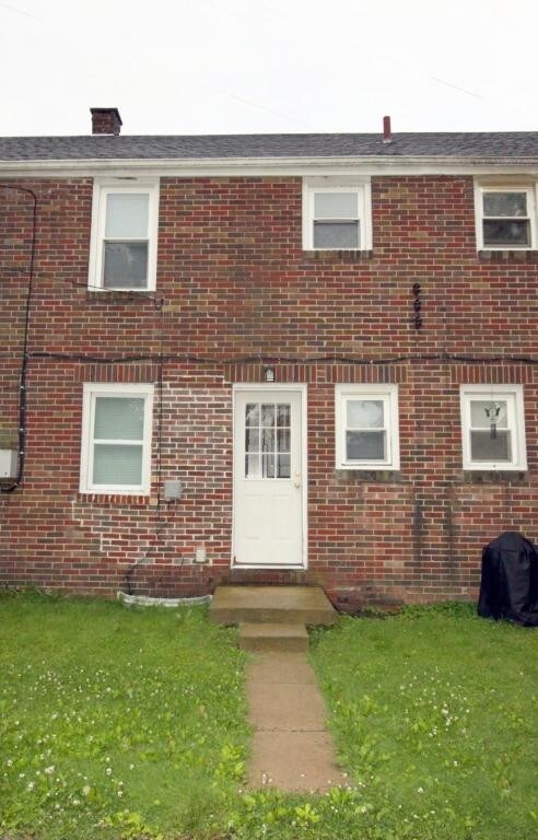 Building Photo - 228 West 16th Street