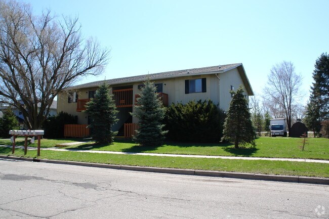 Primary Photo - 1624 Cambria Dr