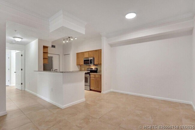Building Photo - 7101 Myrtlewood Cir W