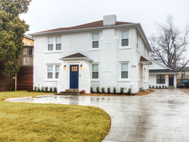 Building Photo - Heart of Plaza District