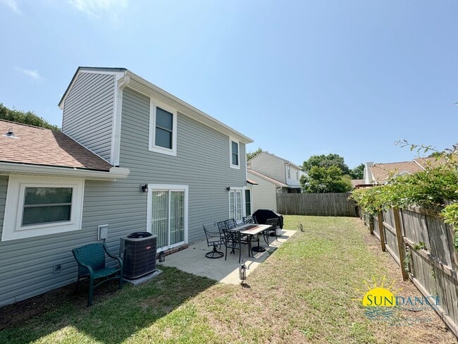 Building Photo - Beautiful 3 Bedroom Home in Fort Walton Be...