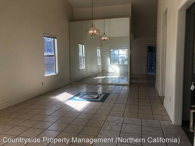 Building Photo - 4 br, 2 bath House - 4013 Wincanton Road