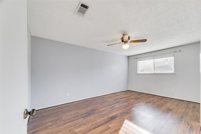 Building Photo - 14228 Misty Meadow Ln