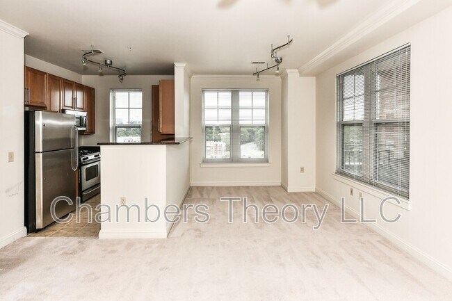 Building Photo - 11770 Sunrise Valley Dr