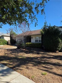 Building Photo - 808 N 10th Ave