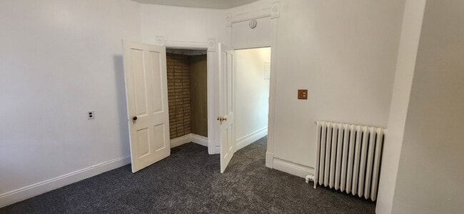 Building Photo - 119 E 3rd St