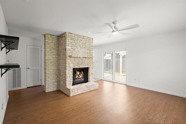 Building Photo - 1212 Dunstan Dr