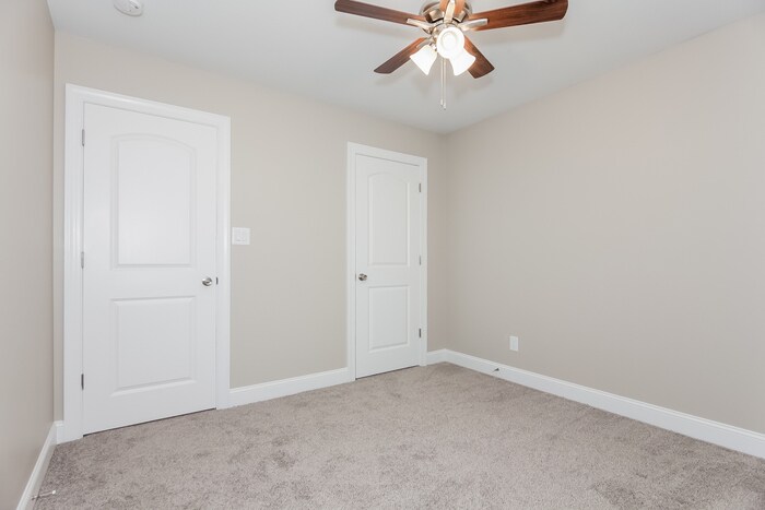 Building Photo - 503 E Cloninger St