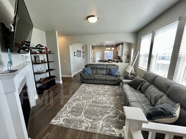 Building Photo - 3789 Hooded Crane Ln