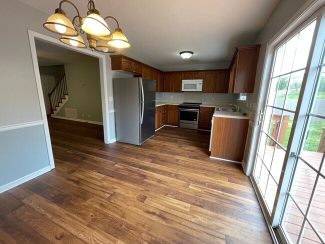 Building Photo - Beautiful home in Cane Ridge Farms!
