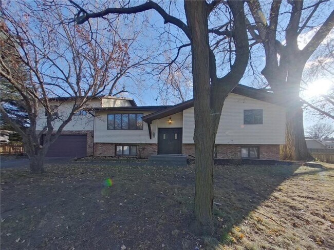 Primary Photo - 2361 5th St NW