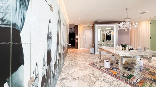 Building Photo - 465 Brickell Ave