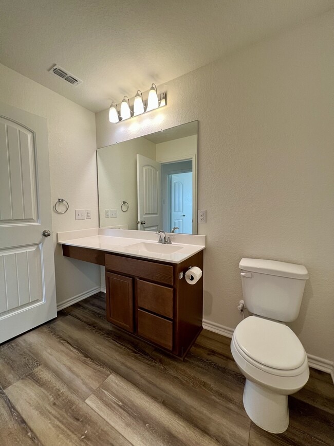 Building Photo - 14839 Vance Jackson Rd