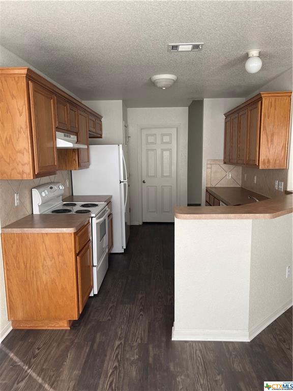 Building Photo - 509 Redbud Dr