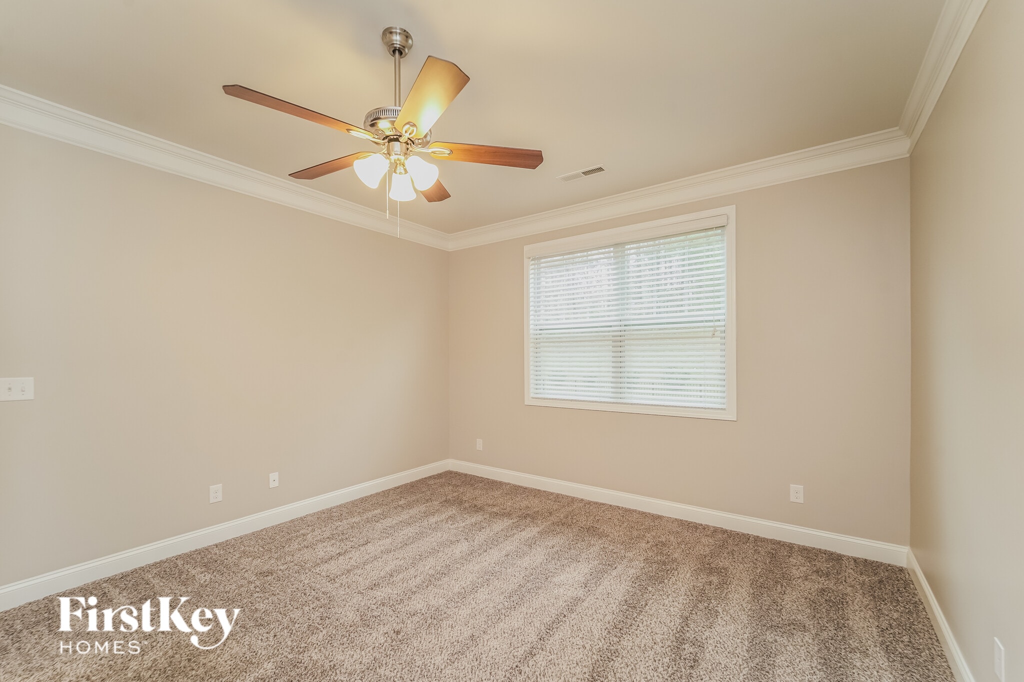 Building Photo - 124 Ridgemont Ln