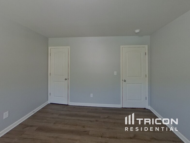 Building Photo - 7064 Demeter Dr