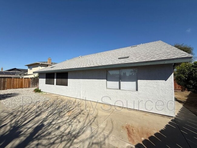 Building Photo - 1177 Chianti Ln