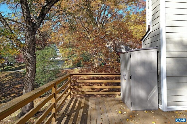 Building Photo - 1032 Cheshire Ct