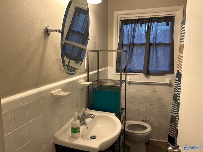 Building Photo - 3721 Broadmor Rd NW