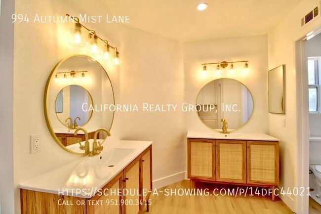 Building Photo - 994 Autumn Mist Ln