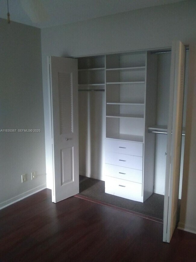 Building Photo - 159 NW 70th St