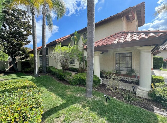 Building Photo - Beautiful 5B/3BA Home in Rancho Bernardo A...