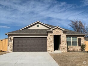 Building Photo - 949 Chase Ln