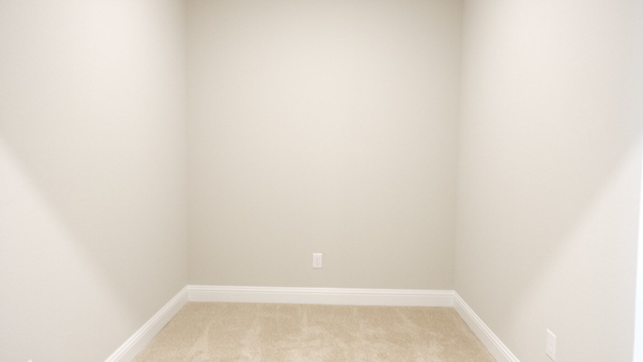 Building Photo - 332 Blackthorne Dr