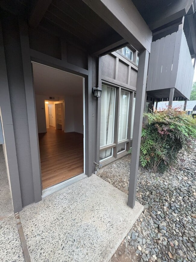 Building Photo - 615 Rancheria Dr
