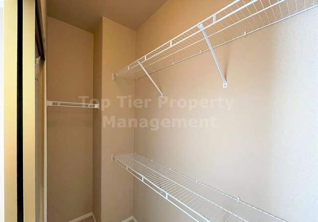 Building Photo - ***Gorgeous 2 bed / 2.5 bath / 1,202 sqft Townhome in Carmel Valley - Available NOW***